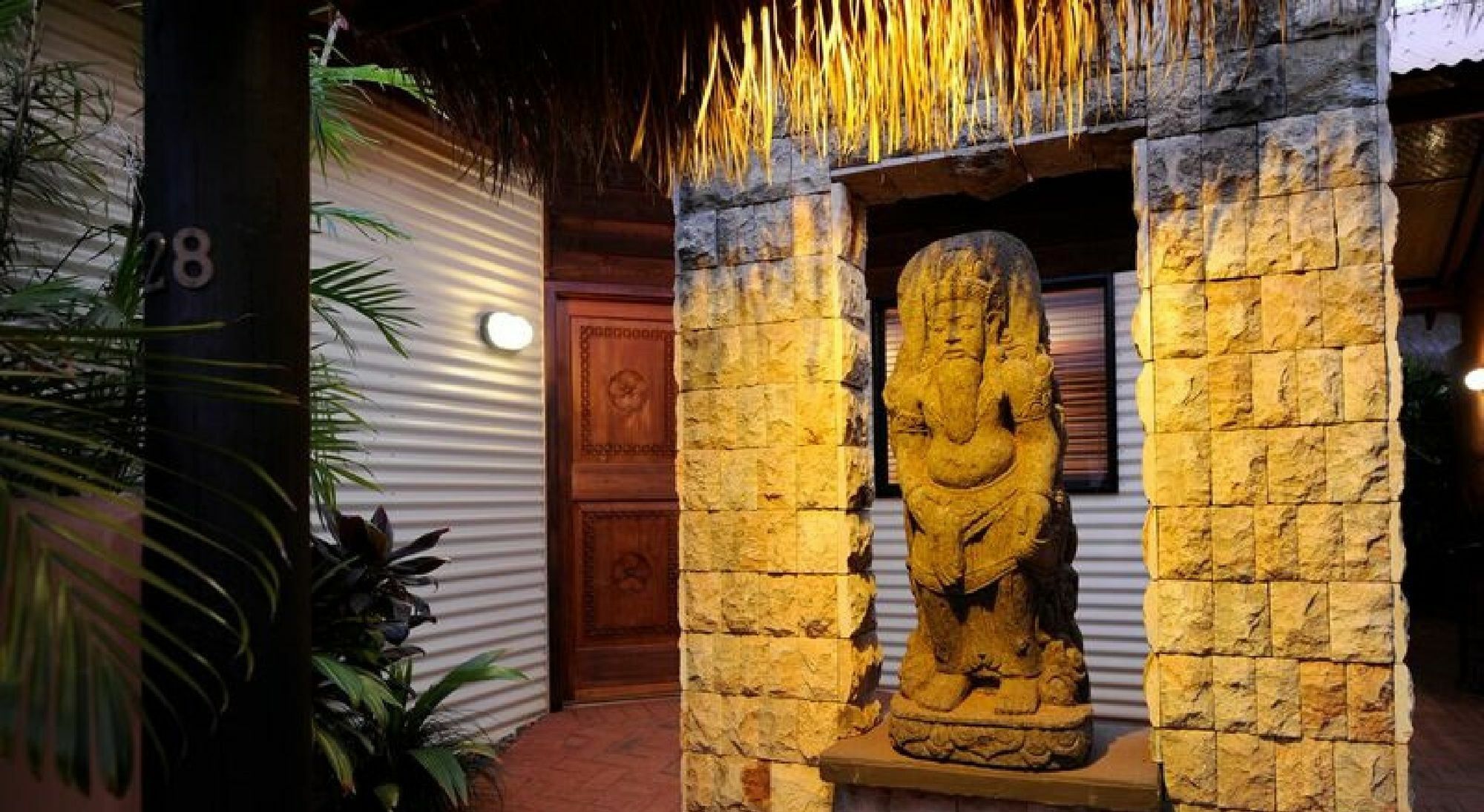 Bali Hai Resort & Spa Брум Экстерьер фото