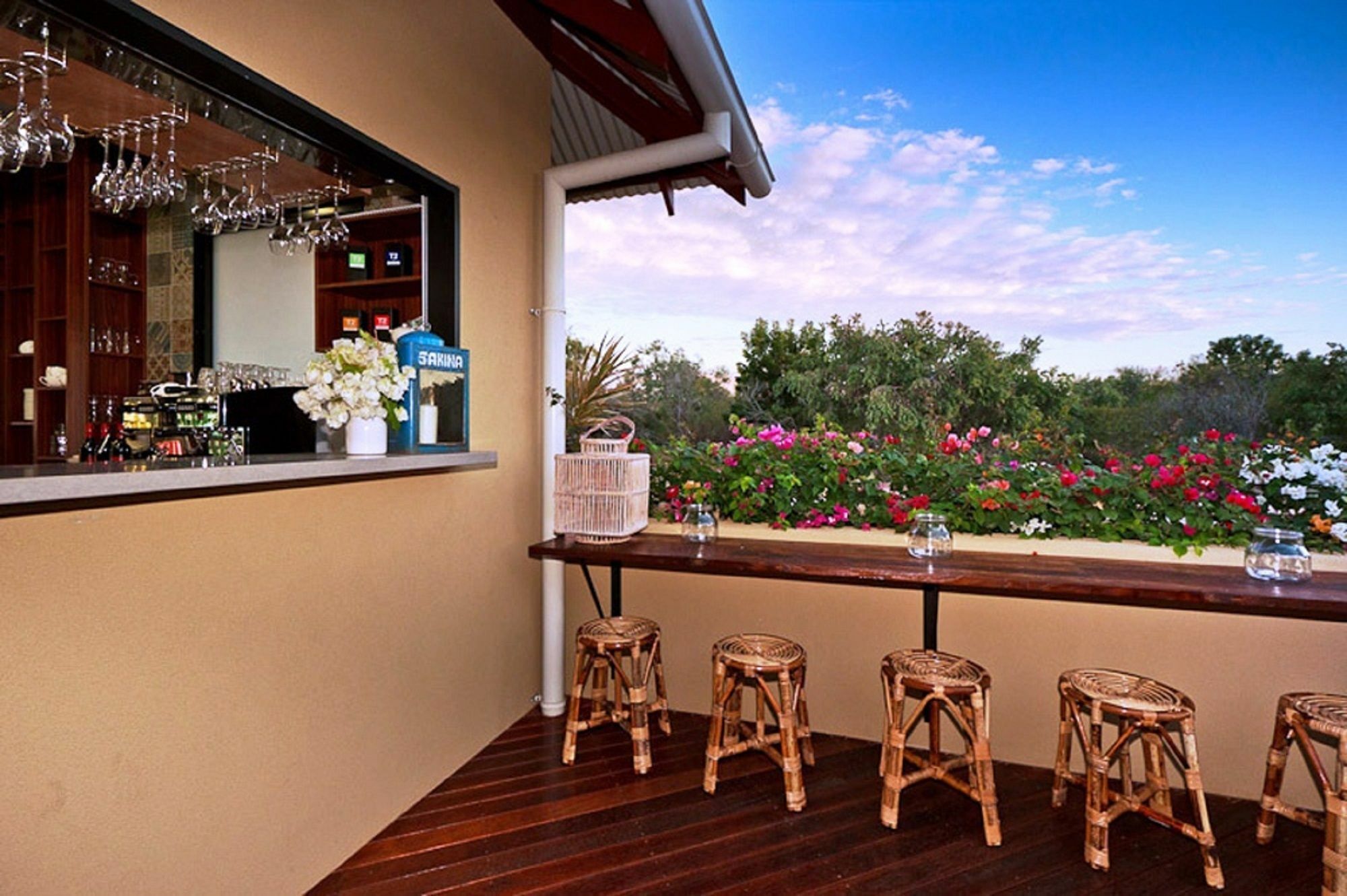 Bali Hai Resort & Spa Брум Экстерьер фото